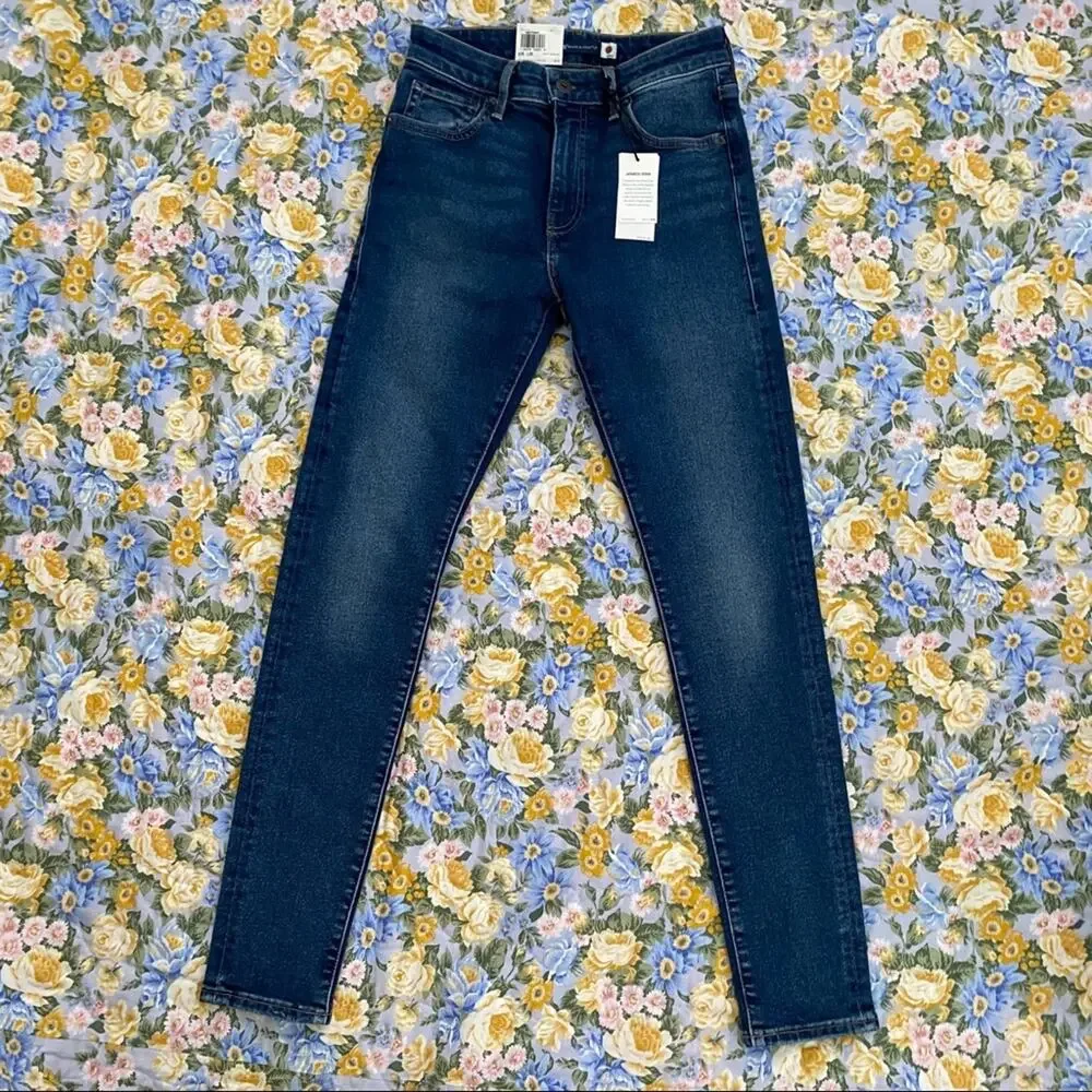 Levi’s Premium 721 High Rise Skinny Jeans size 26
